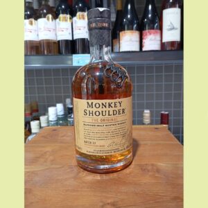 monkey-shoulder-blue-paradise-sidemen-cafe-cake-eatery-drink